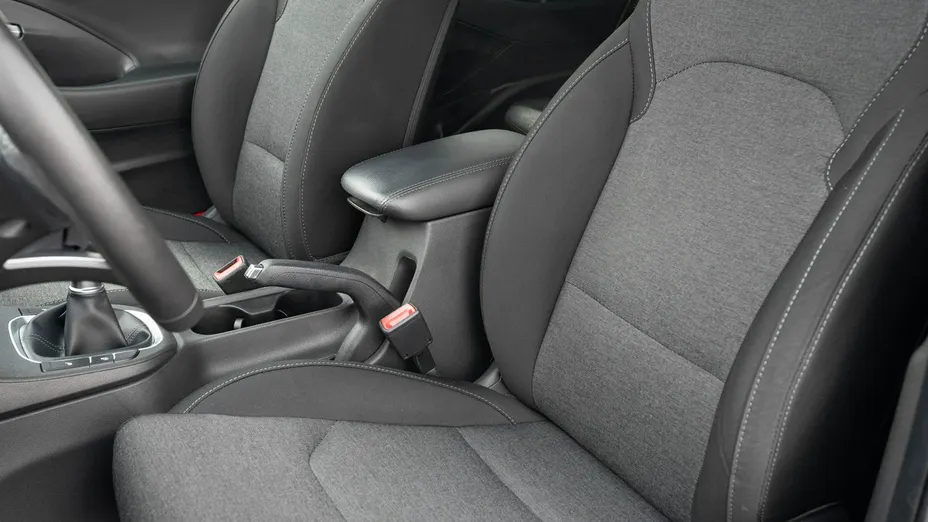 HYUNDAI i30 -