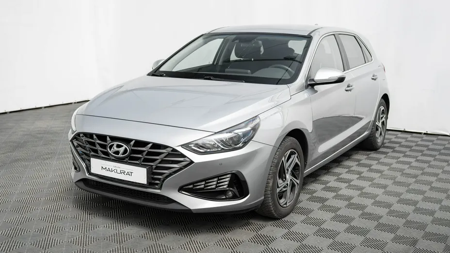 HYUNDAI i30 -