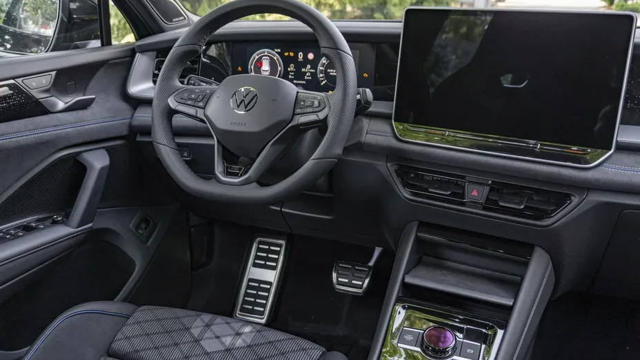 VOLKSWAGEN Tiguan -