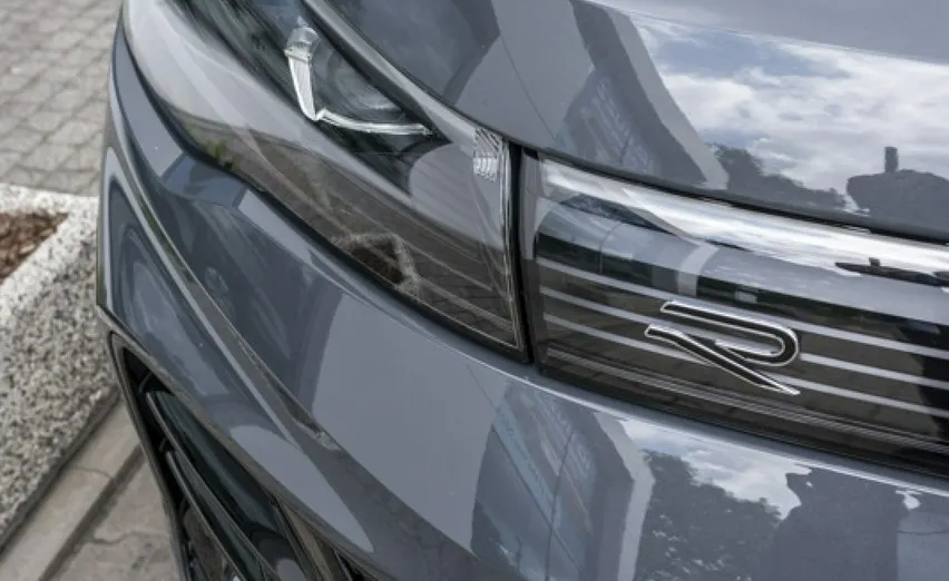 VOLKSWAGEN Tiguan -