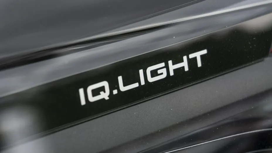 VOLKSWAGEN Tiguan -