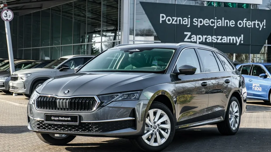 SKODA Octavia -