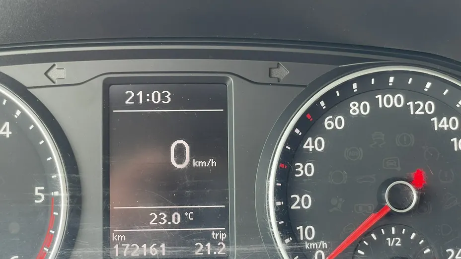 VOLKSWAGEN Caravelle -