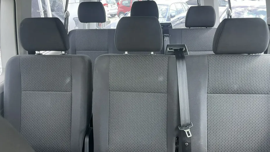 VOLKSWAGEN Caravelle -