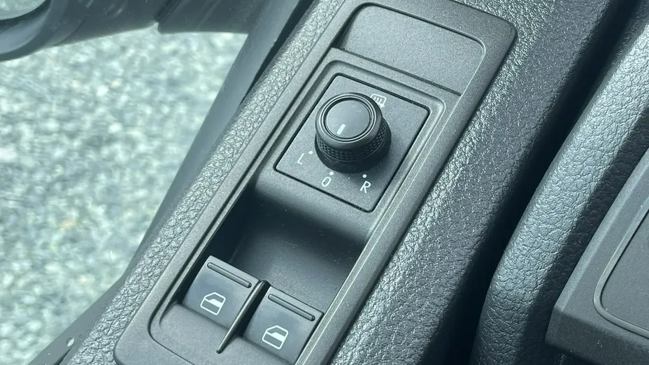 VOLKSWAGEN Caravelle -