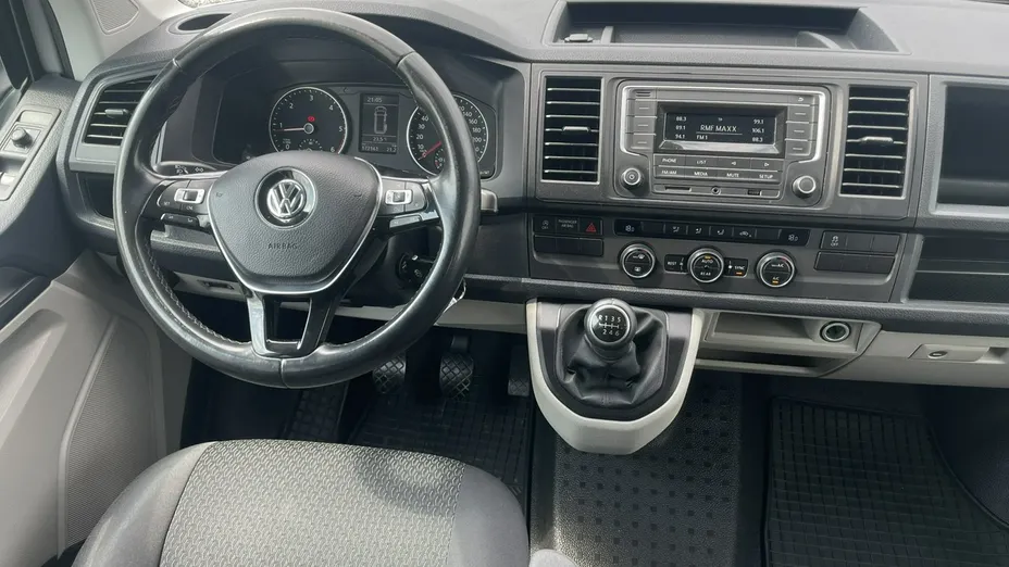 VOLKSWAGEN Caravelle -