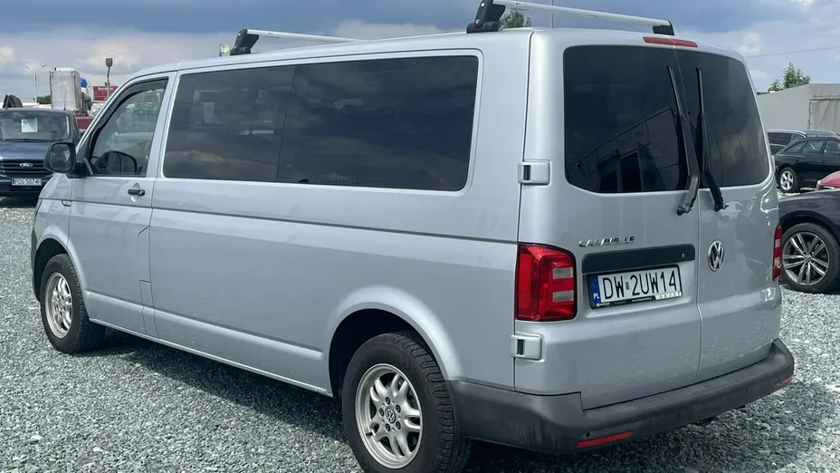 VOLKSWAGEN Caravelle -