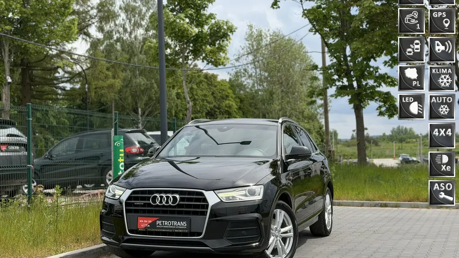 AUDI Q3 -