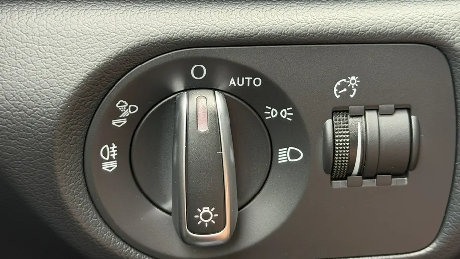 AUDI Q3 -