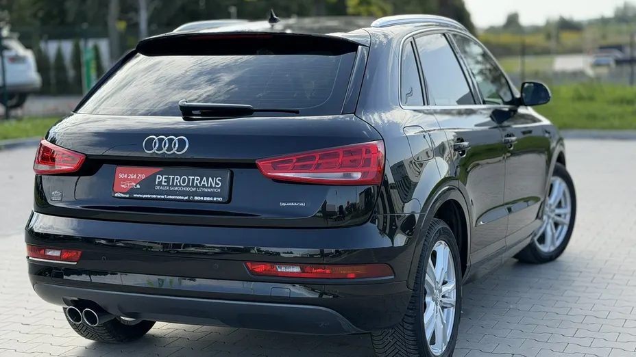 AUDI Q3 -