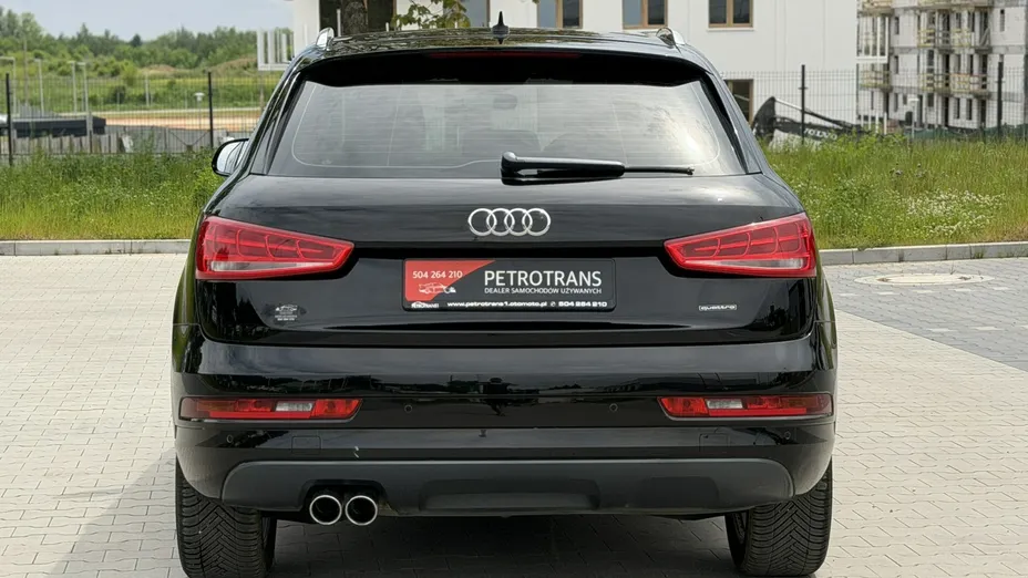 AUDI Q3 -