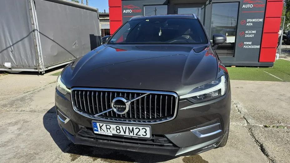 VOLVO XC60 -