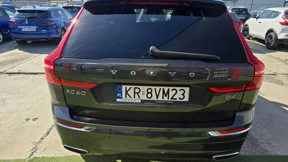 VOLVO XC60 -