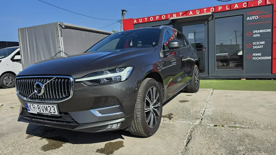 VOLVO XC60 -