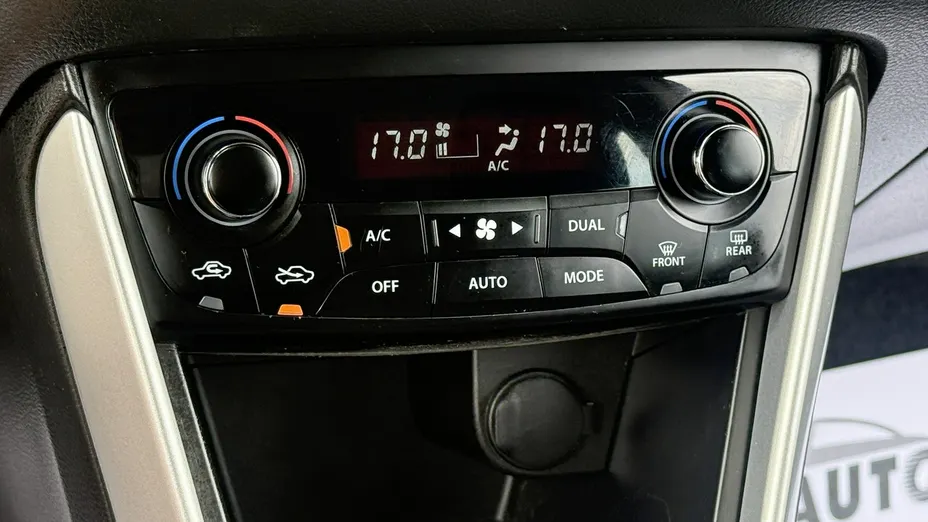 SUZUKI S-Cross -