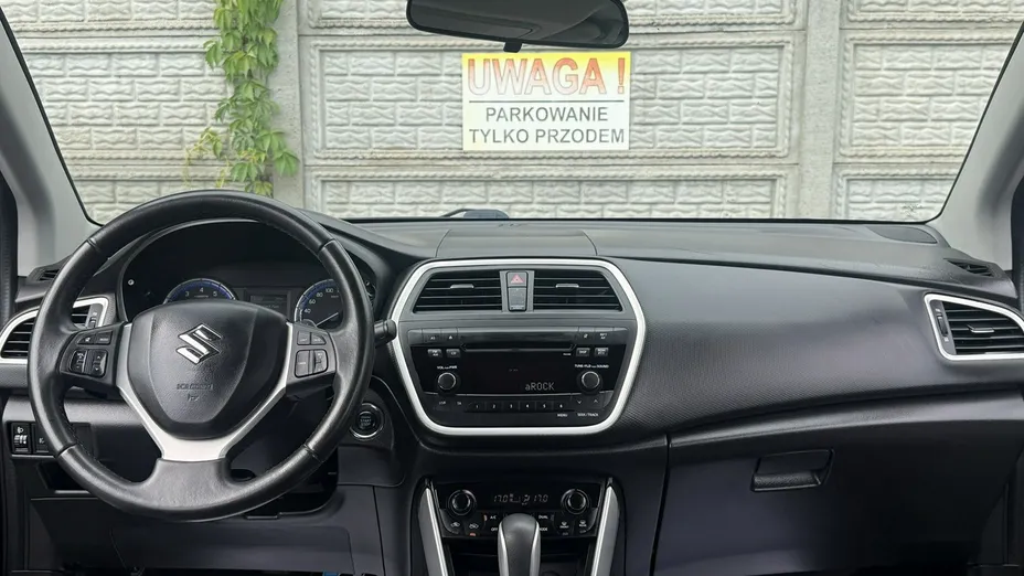 SUZUKI S-Cross -