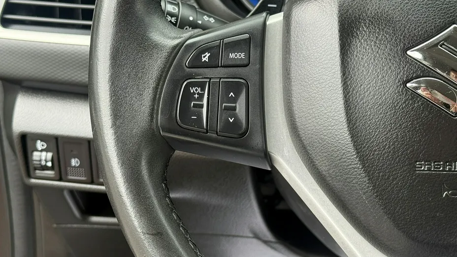 SUZUKI S-Cross -