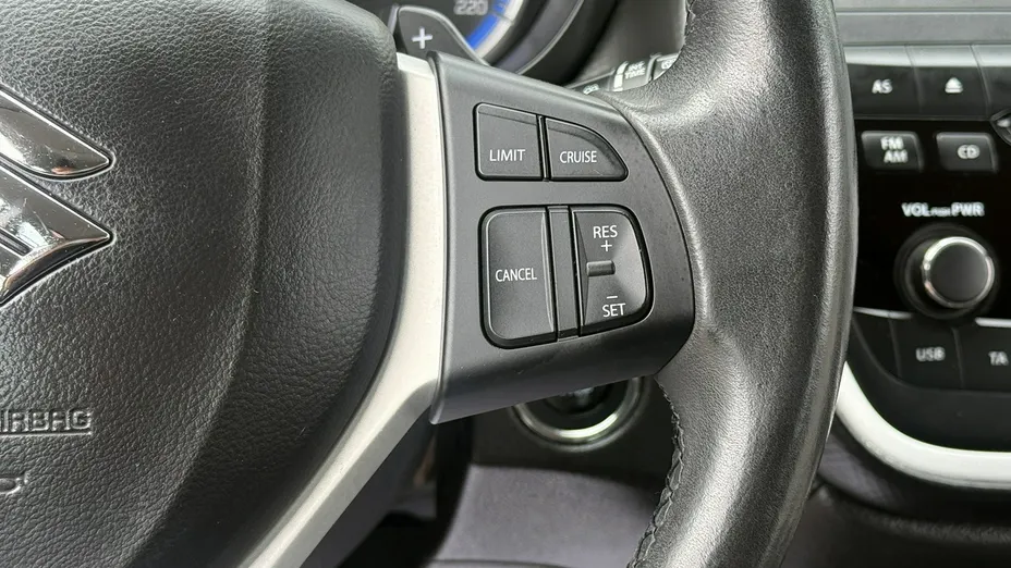 SUZUKI S-Cross -