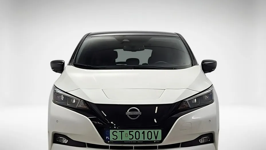 NISSAN Leaf -