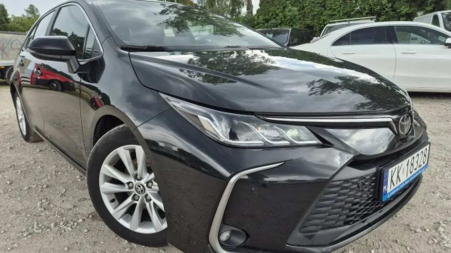 TOYOTA Corolla -