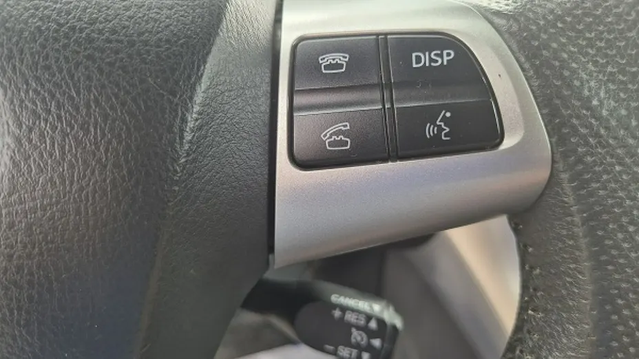 TOYOTA Auris -