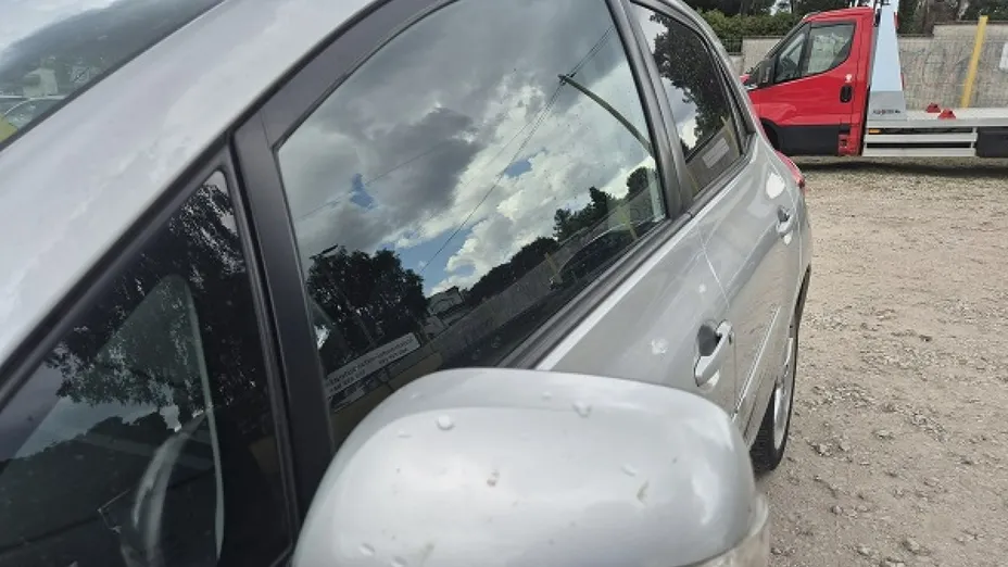 TOYOTA Auris -