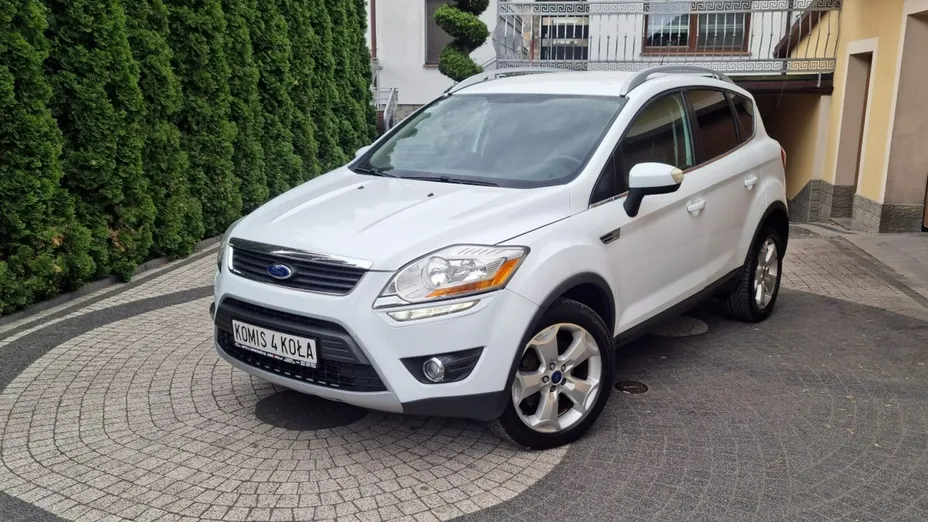 FORD Kuga -