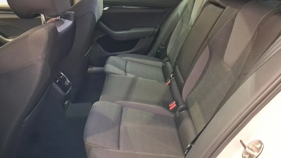 SKODA Octavia -