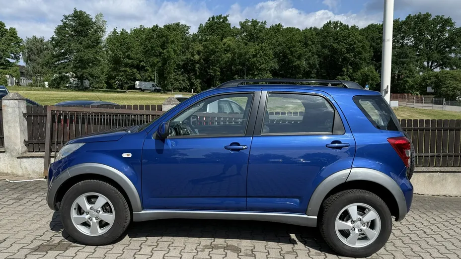 DAIHATSU Terios -