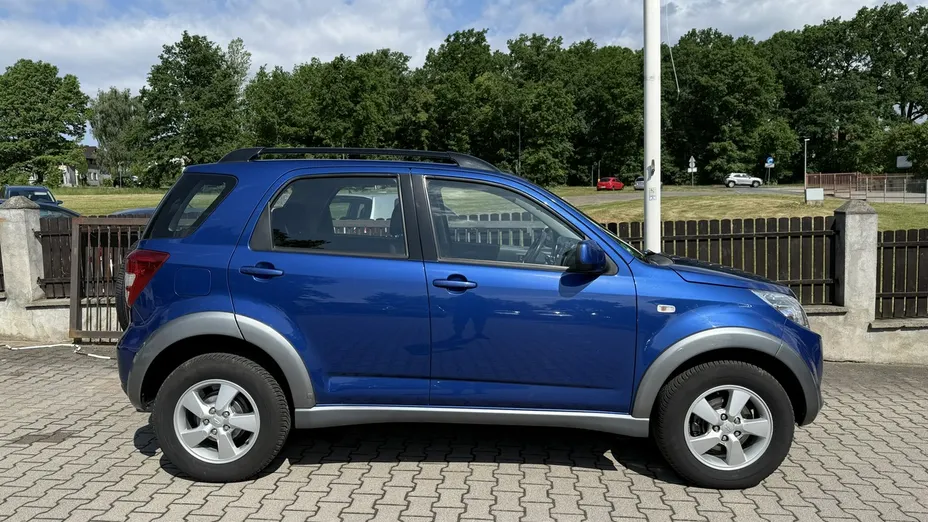 DAIHATSU Terios -