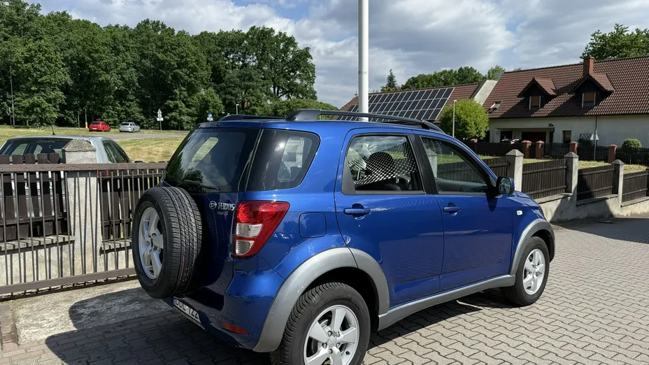 DAIHATSU Terios -