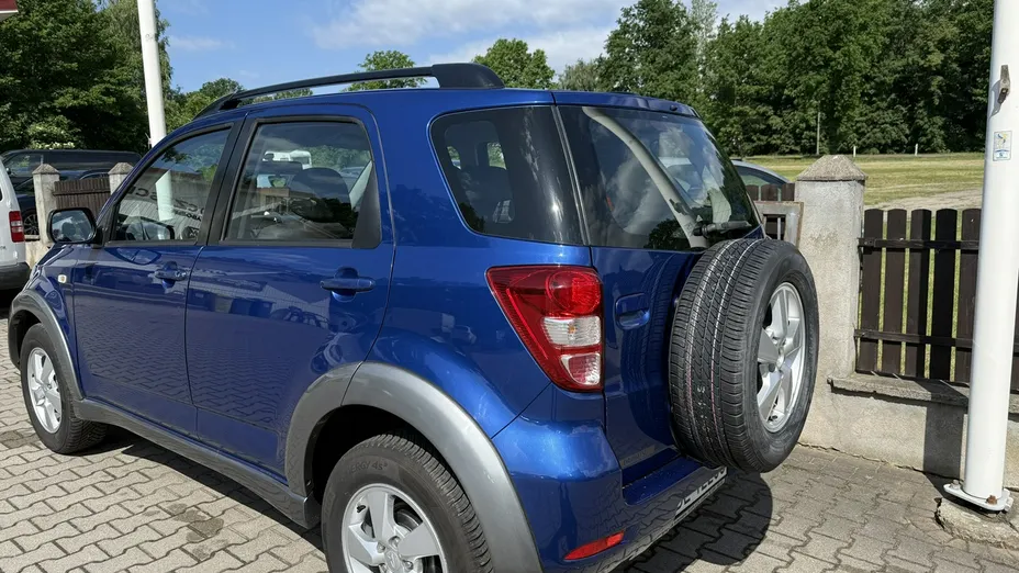 DAIHATSU Terios -