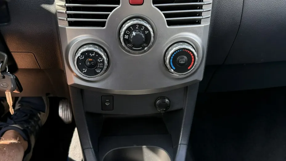 DAIHATSU Terios -