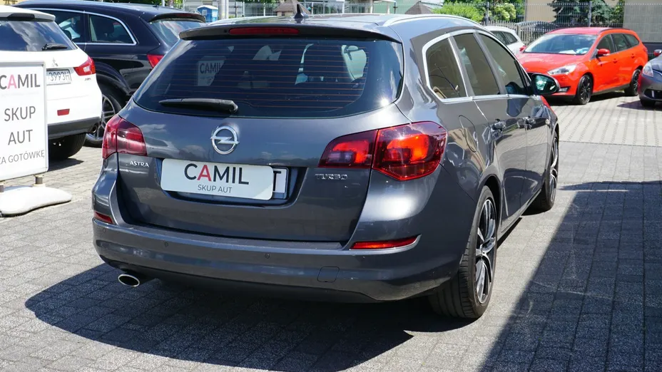 OPEL Astra -