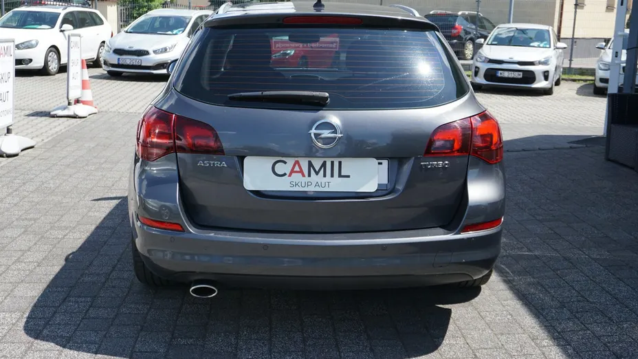OPEL Astra -