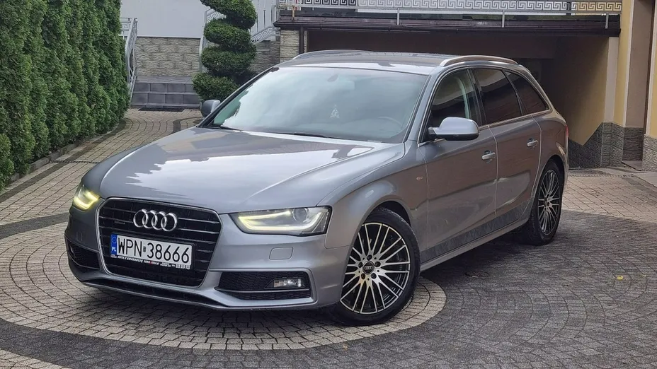 AUDI A4 Avant -