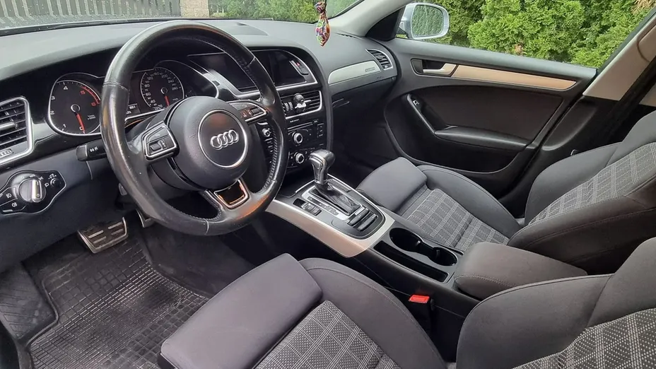 AUDI A4 Avant -