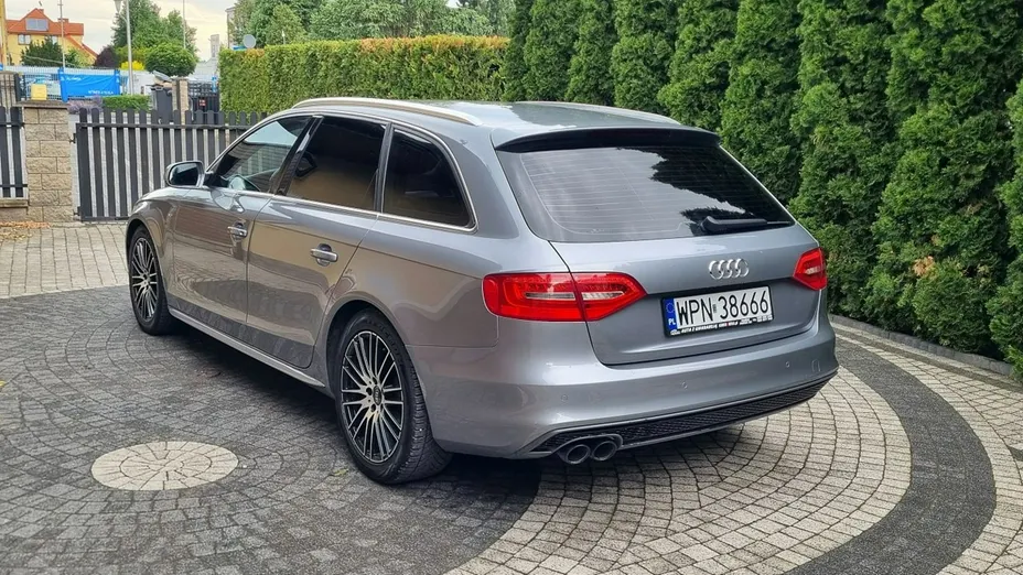 AUDI A4 Avant -