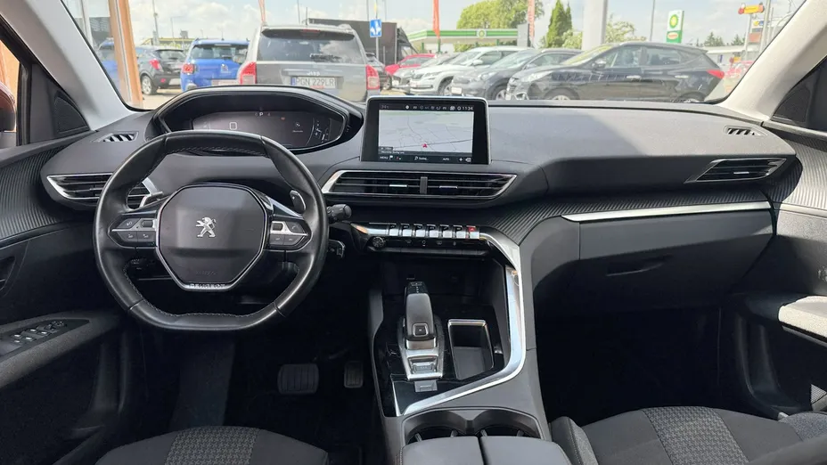 PEUGEOT 3008 -