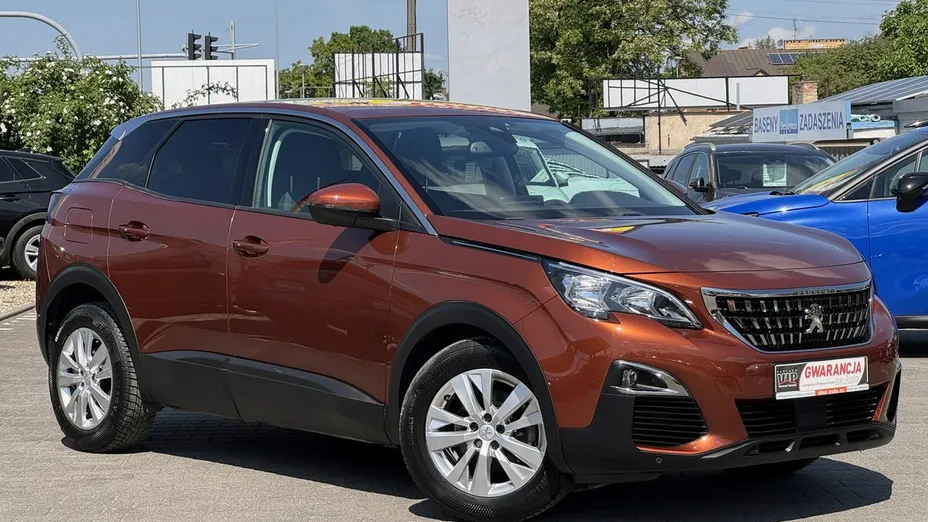 PEUGEOT 3008 -