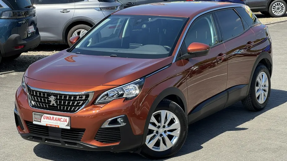 PEUGEOT 3008 -