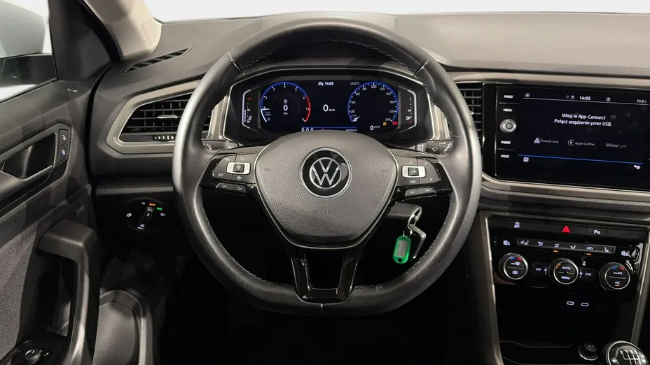 VOLKSWAGEN T-ROC -