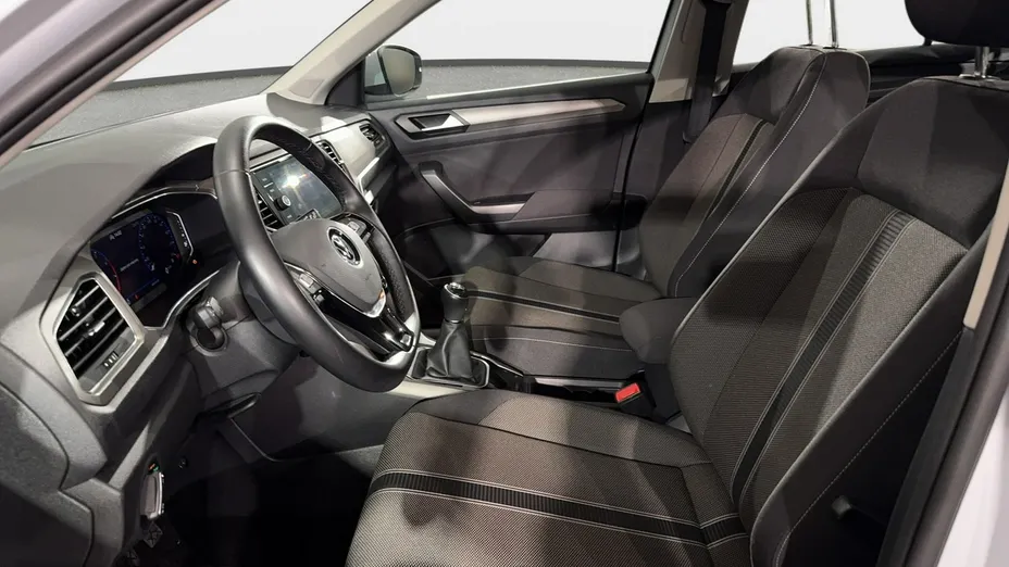 VOLKSWAGEN T-ROC -