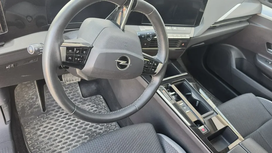 OPEL Astra -