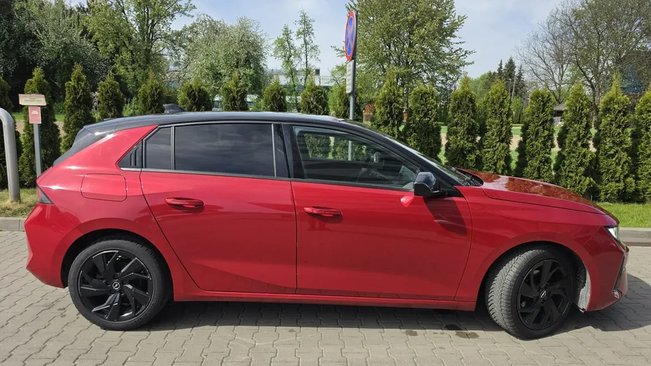OPEL Astra -