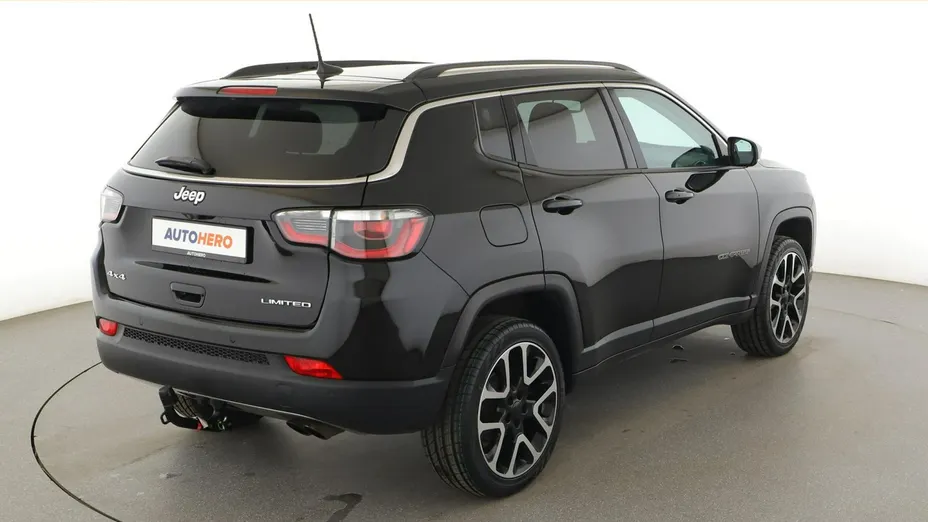 JEEP Compass -