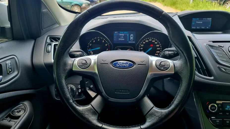 FORD Kuga -