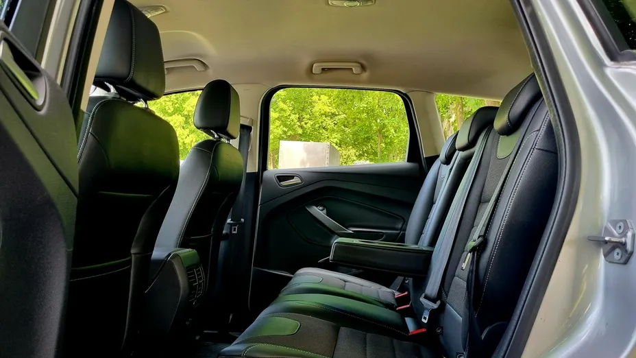 FORD Kuga -