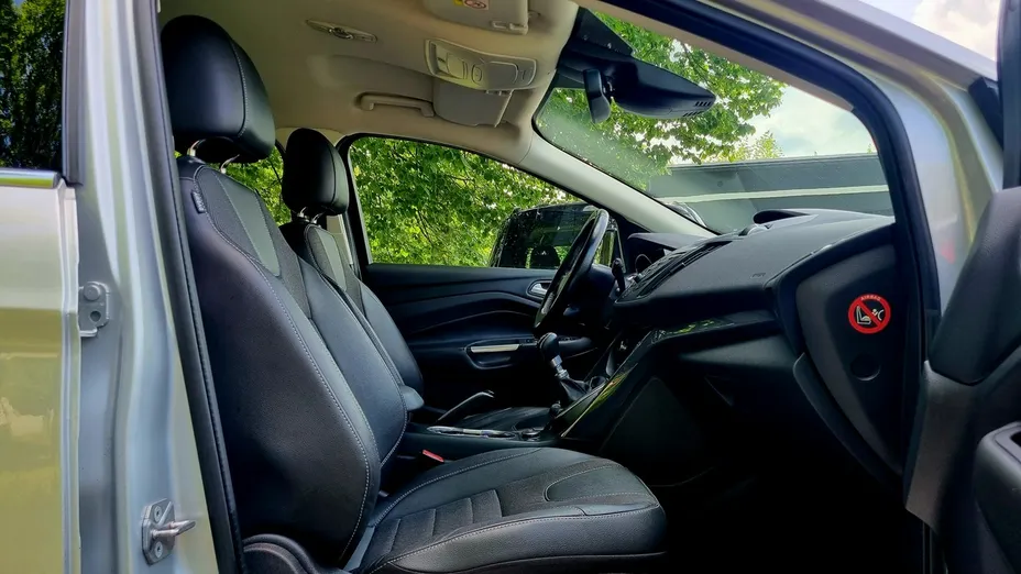 FORD Kuga -