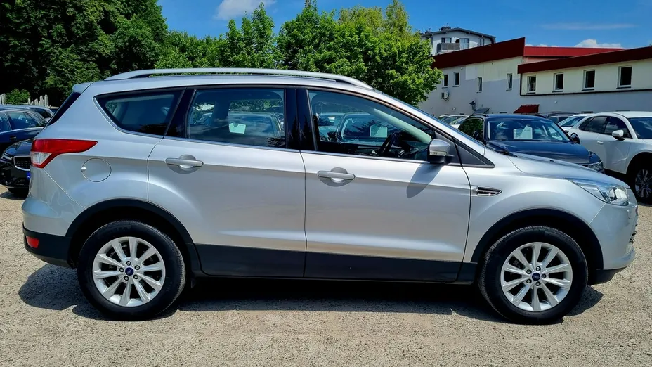 FORD Kuga -